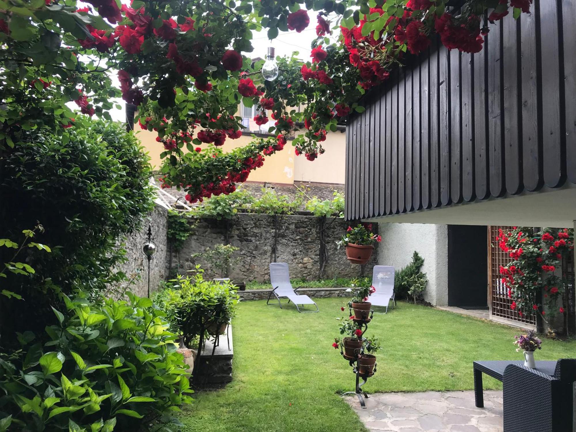 티라노 Casa Galet 빌라 외부 사진